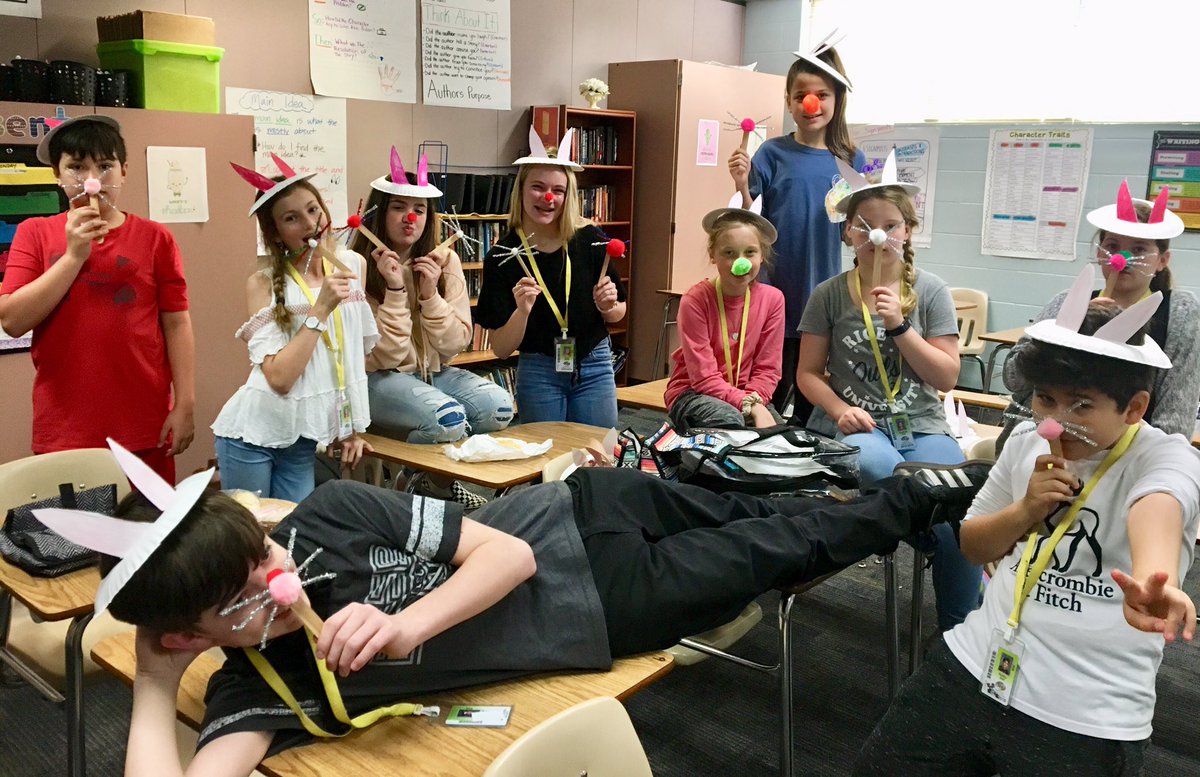TigersHms's tweet photo. Our mentoring tigers crafting for their mentees. Easter theme! Bunny hat, bunny nose/whiskers, bunny tails and butterflies!@mrscarrievick  @OHamiltonMS  @MrsGinaWang1 @LanesaColeman #EasterCrafts #mentoring #cfisdforall https://t.co/Z1wvuZQhtE
