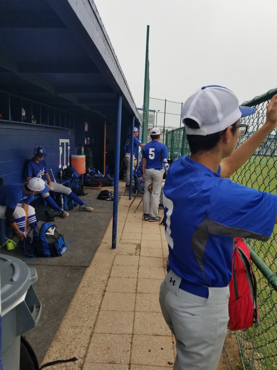 TarponBaseball1's tweet photo. JV baseball going on right now. Come out and support!!!
#tarponbaseball https://t.co/okLbzCSu7s