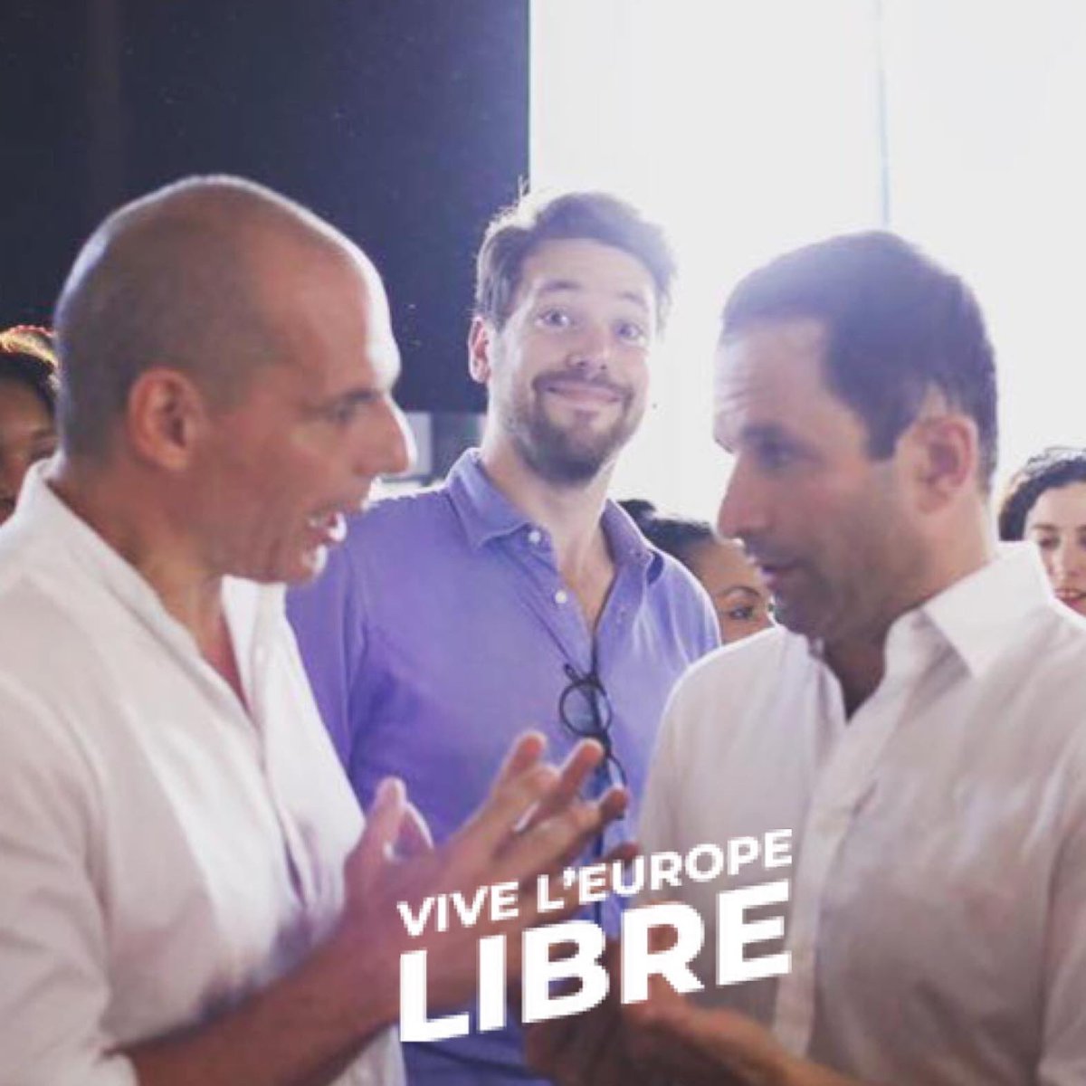 #VivelEuropeLibre avec @benoithamon, @yanisvaroufakis et @Isabel_thomasEU  !#PrintempsEuropéen @GenerationsMvt @DiEM25_FR