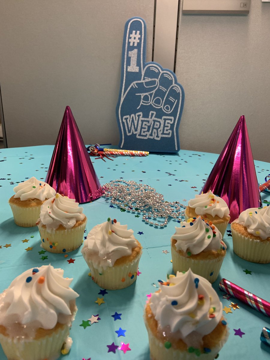 ElSegundoproud's tweet photo. El Segundo Celebration
#ATTBestandFastestNetwork #AwesomeATSD #LifeatAtt @brenanico1e @socialbilllee @Hylandr_ATT https://t.co/LqfszKxKuW