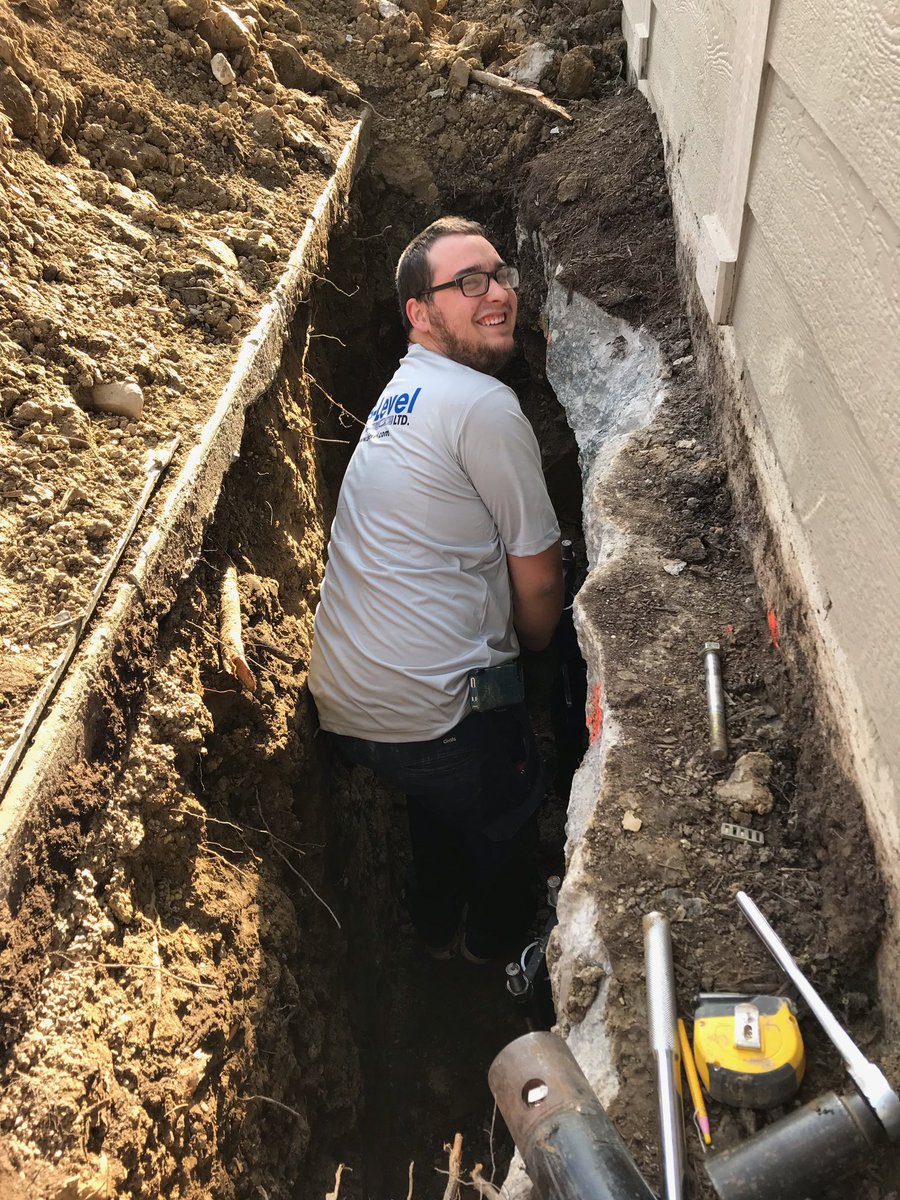 BLevel_Columbus's tweet photo. Our crews worked on a sinking sunroom this past week &amp; was able to stabilize the #foundation with our helical pile system. 
If your home is showing signs of #foundationfailure (cracks in the walls, floors heaving, doors and windows not shutting properly), contact us today! https://t.co/pJzIsNpNAG