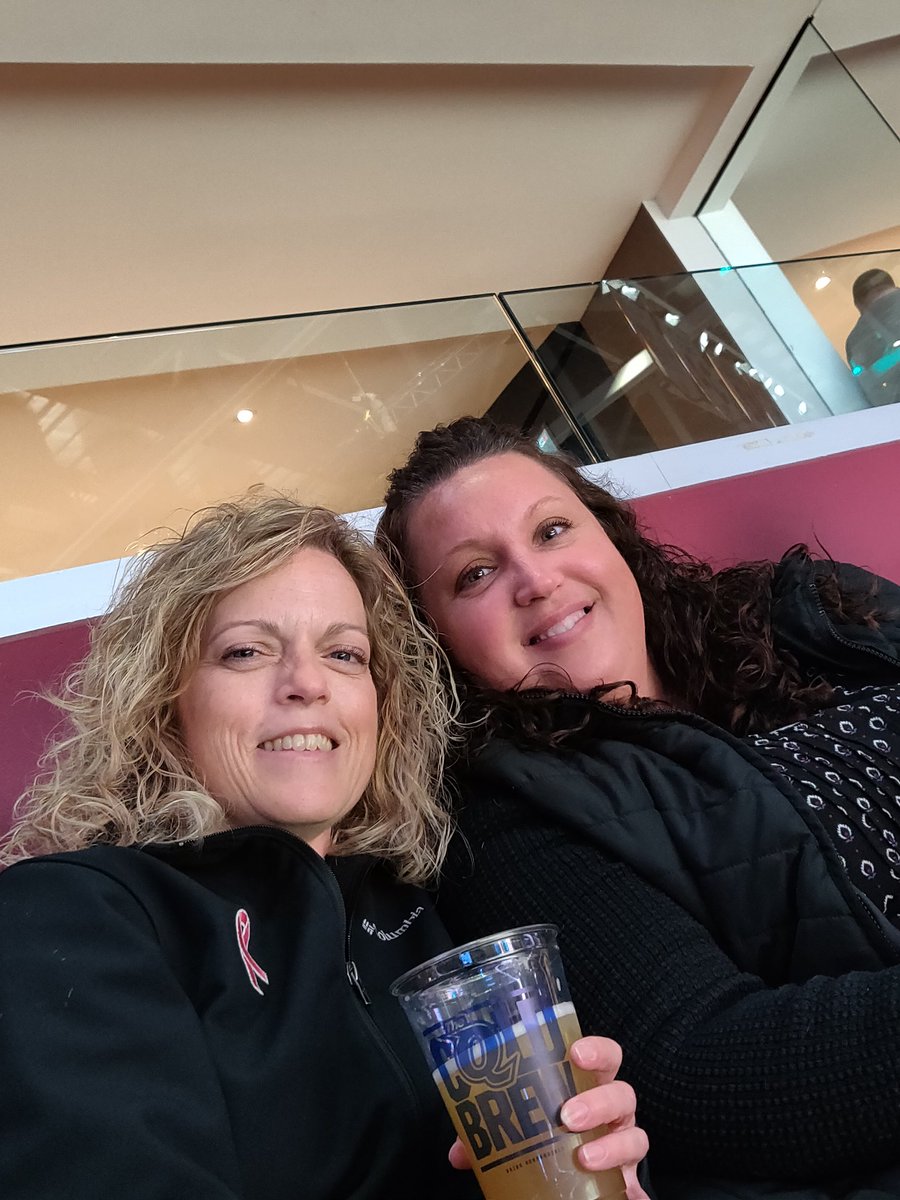 darcieballenger's tweet photo. Go Monsters! Go Blue Jackets! Boom!!!@monstershockey @BlueJacketsNHL @Tweetqtv https://t.co/Gtpg84OmY1