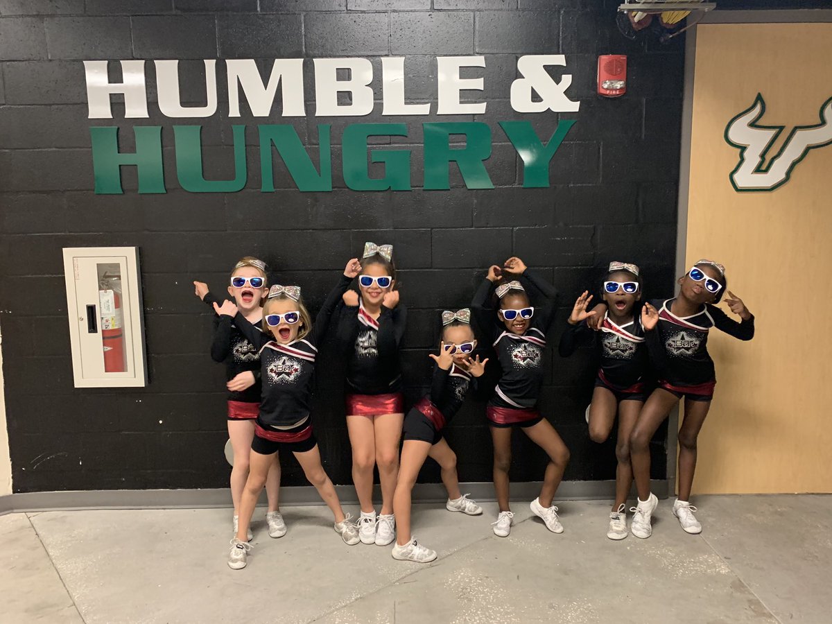 BA_dazzle's tweet photo. An AMAZING day one! Ready to bring it tomorrow💖 https://t.co/XQa8C3lXNu