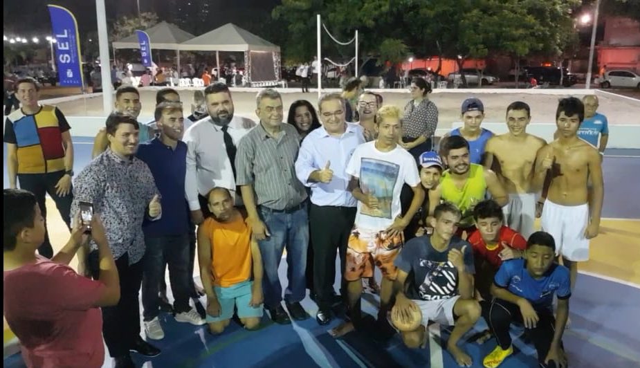 A recuperação da quadra esportiva e da arena de vôlei de areia faz parte do nosso trabalho de valorização do esporte e do cronograma que estabelecemos de entregar a Natal pelo menos uma obra por semana #prefeiturapresente