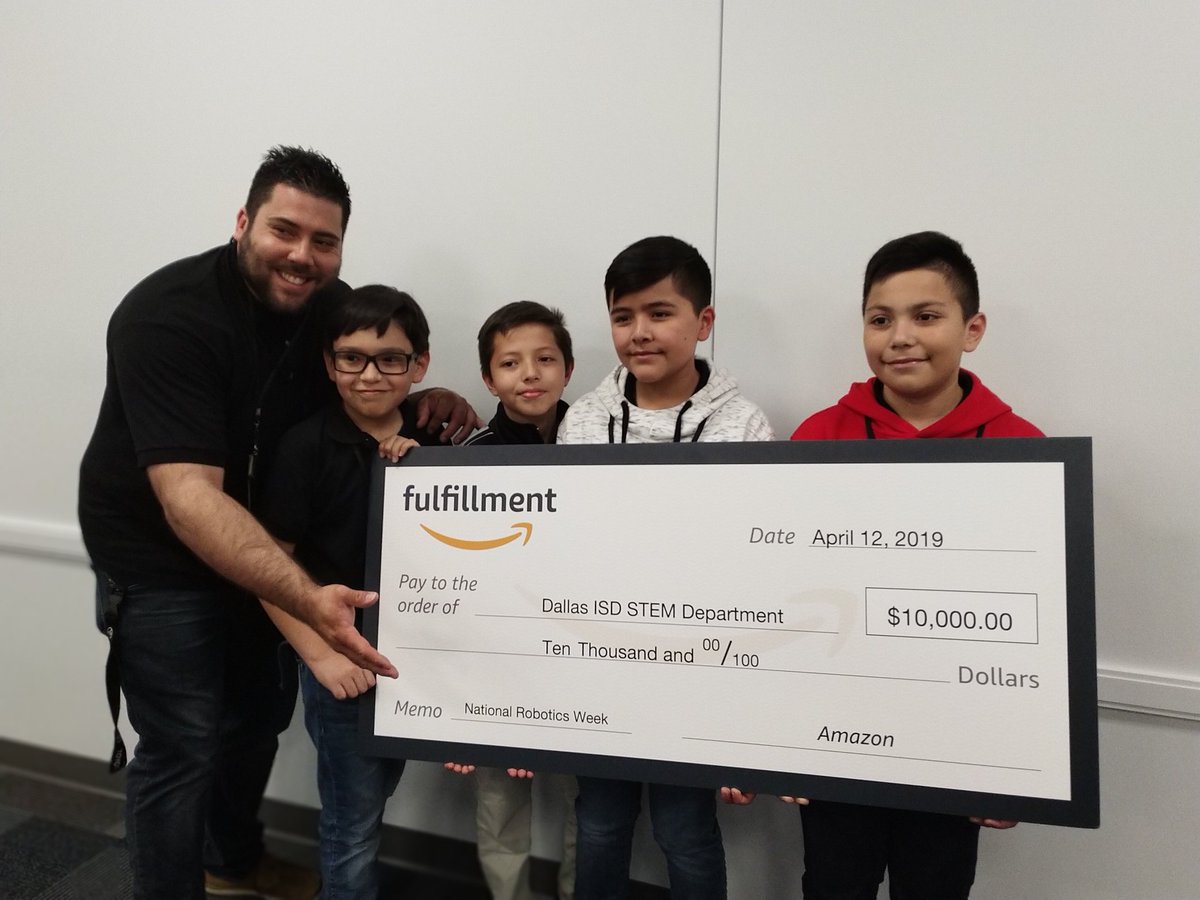 CVEagles5's tweet image. What a day for these kiddos! @AmazonRobotics outdid themselves! We were very impressed. Thank you for your support towards STEM education!
@EagleBots125 @CasaViewES @DanforDISD
@DallasisdSTEM
@REC_Foundation
@dallasschools
#NationalRoboticsWeek 
#appliedrobotics
#amazonfctours