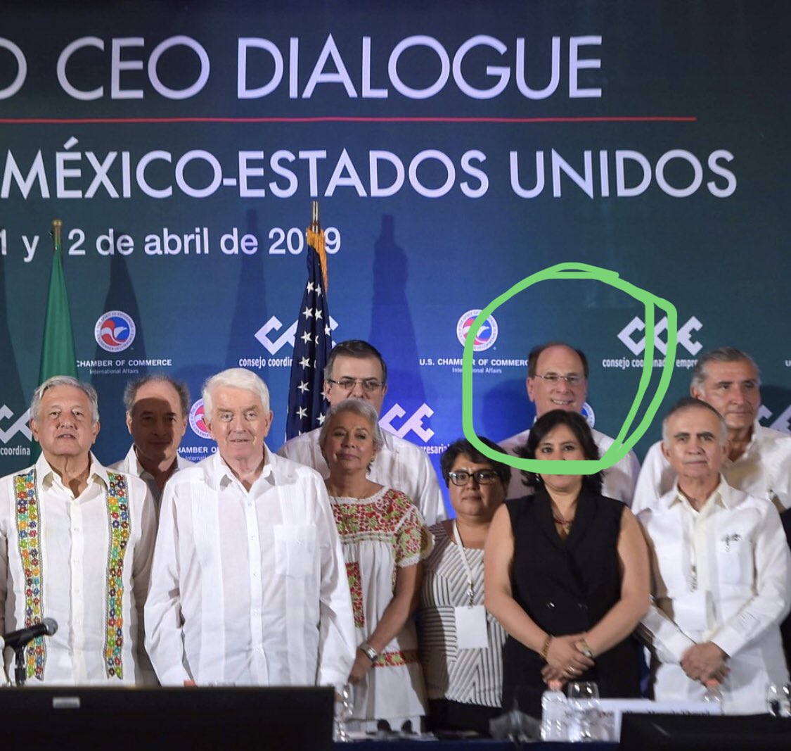 lfsalast's tweet photo. Algo tranquiliza ver al gran Larry Fink de @blackrock y @uclaanderson cerca de @lopezobrador_ .. ojalá le invierta fuerte a 🇲🇽 https://t.co/PcSxf7t2IE