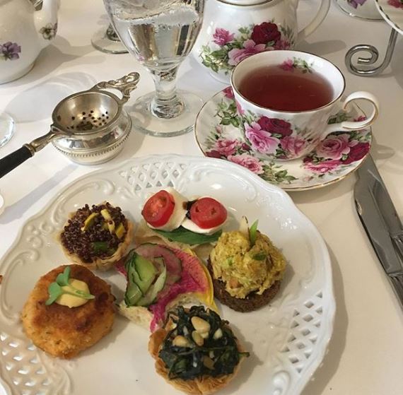 TheAshtonHotel's tweet photo. "There are few hours in life more agreeable than the hour dedicated to the ceremony known as afternoon tea"  - Henry James
~
We are delighted to announce that our Spring Tea menu is live! Expect elegant floral notes and playful Springtime flavors. https://t.co/nugnWVgEJH