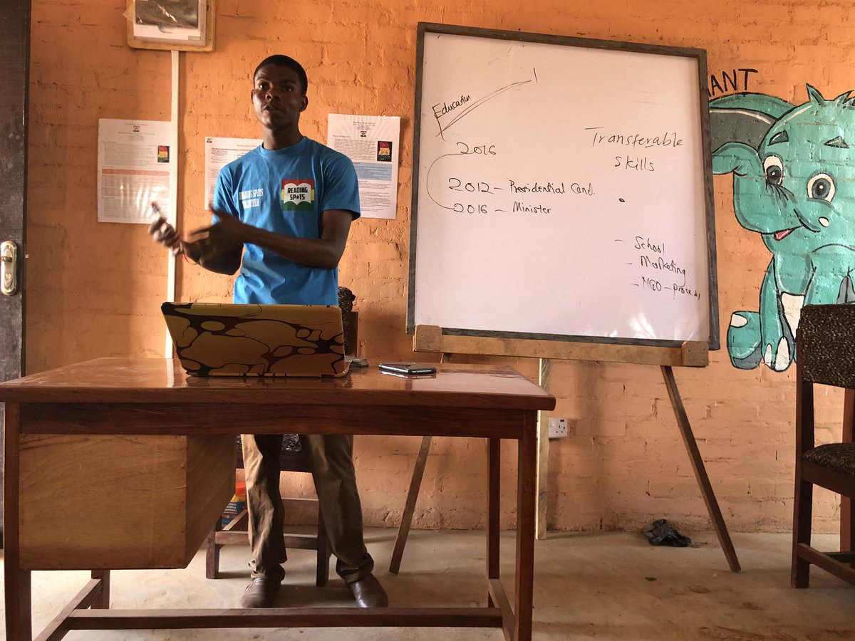 catdavison's tweet photo. Continuing to highlight inspiring @readingspots volunteers. This is @stephentettegah, a @TeachForGhana fellow in Tamale. Today I participated in a ‘Readers and Leaders’ session on CVs - he’s created a network of graduates who run reading clinics whilst building leadership skills. https://t.co/nzqZueQFDj