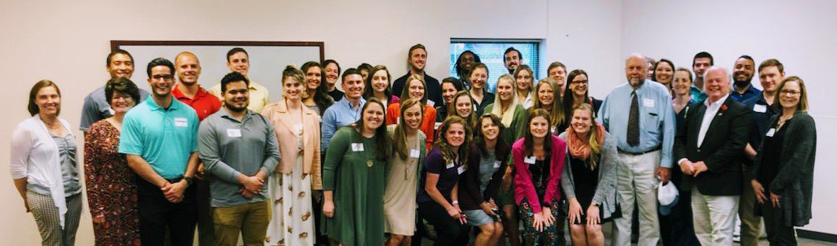 APTANCEPSIG's tweet photo. Great night of #PTAdvocacy at the #APTANAD hosted by @wcudpt students. Thank you for insightful discussion on spinal manipulation, Medicaid expansion, healthcare reform, the future of wellness! Thank you Representatives Ager &amp; Queen for joining us! @NCPTA https://t.co/tA9a3F24ZQ