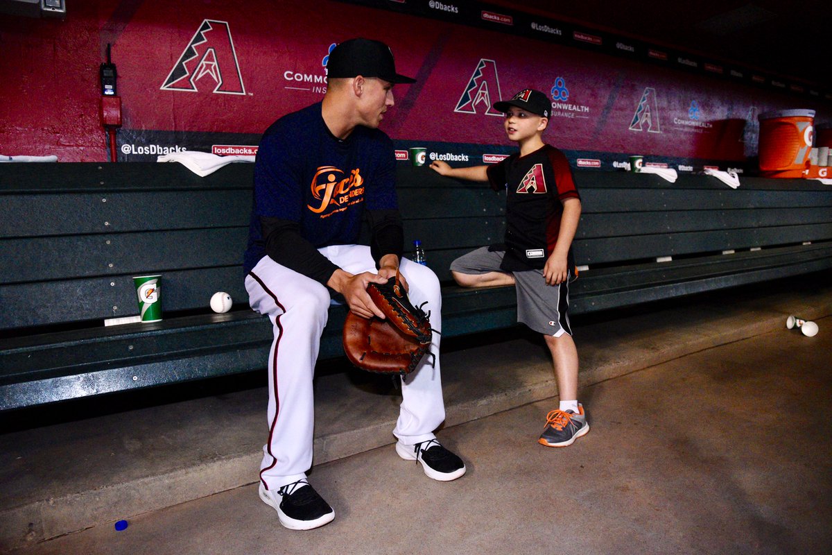 DbacksGiveBack's tweet photo. As part of his Kids With Courage program, @JakeLamb18 hosted 8-year-old Jace at @ChaseField today. 

Jace and his family are here celebrating overcoming childhood cancer as he recently finished treatment for ALL. You go Jace! #DbacksGiveBack https://t.co/ul4Gi1j7Bg