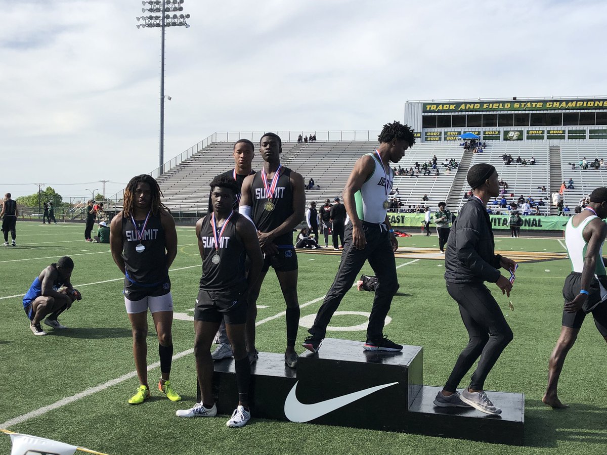 SummJagTrack's tweet photo. District 7-6A is RIDICULOUS 🥶 but if you want to be great you have to run against greatness‼️ Congratulations to all of the teams, medal winners and #AreaQualifers 🙌 and thank you to @DesotoTrackXC for hosting a great meet 🙏 @MISDSummitJags @MISDathletics https://t.co/914muibFVd