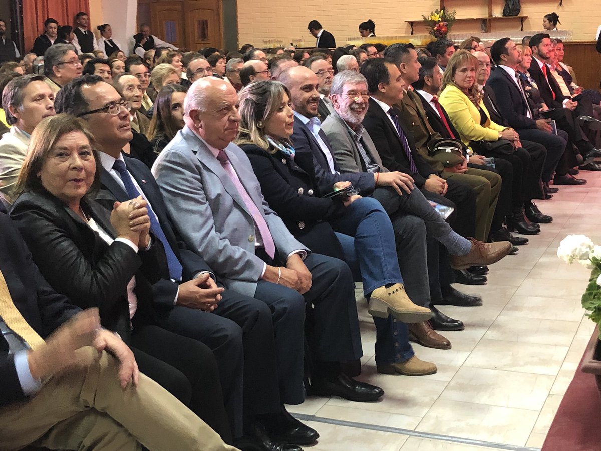 andreslongton's tweet photo. ⭕️A esta hora, acompañamos al alcalde  @josesabatmarcos y a los vecinos de #VillaAlemana y #Peñablanca en la cuenta pública de la gestión 2018 de @Munivillalemana 👏🏻 https://t.co/3tSCa4AdFU