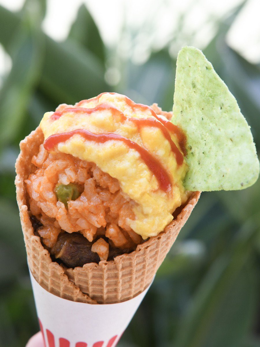 Uzivatel Mezzomikiのディズニーブログ Na Twitteru たまごたっぷりオムライス味 ザ ガゼーボ ディズニー イースター19 牛カルビコーン提供中 詳しくは T Co 2lnbtshq01 T Co Oclhbcbnvi Twitter