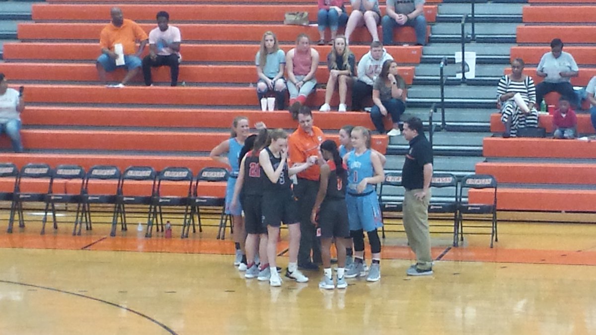 HuskerVol's tweet photo. #TNGirlsHighSchoolBasketball #TSSSA #NorthwestTNClassAAllStarGame: West(color jerseys) vs. East(white) https://t.co/MiFikFGvlB
