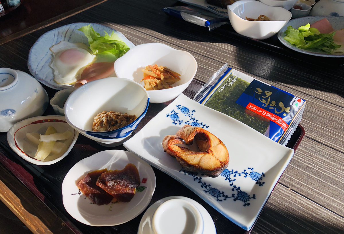 SATOInn's tweet photo. Good morning! 
#SatoInn prepares the Japanese style breakfast (rice, miso soup, egg and fish etc.) for you.  It’s ready from 6:30am.

¥5,000+tax (room with breakfast)
/person/night

#Iwate #Otuchi https://t.co/GRSH8sVsRb