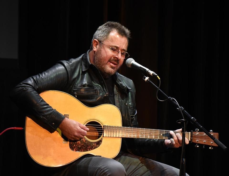 Happy birthday to Vince Gill! 