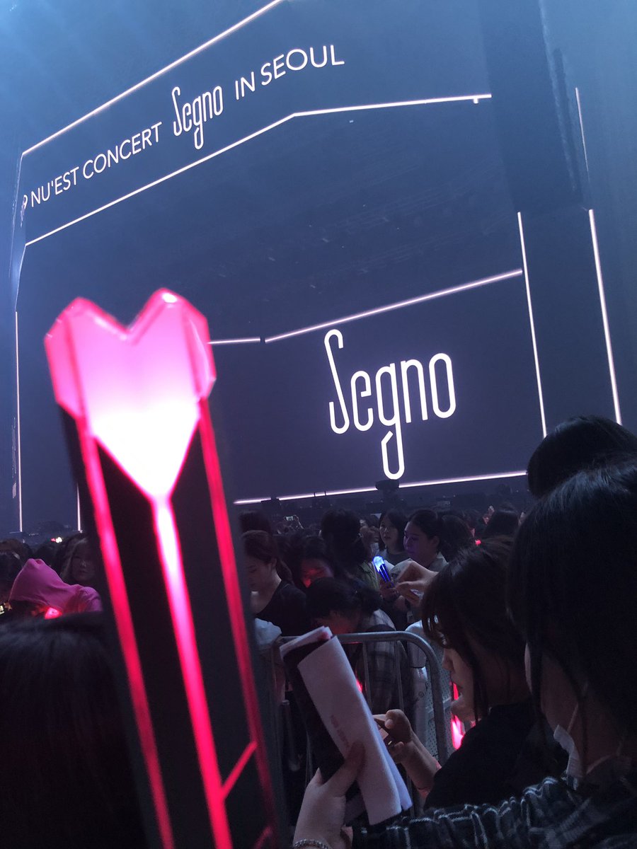 950809MOON's tweet photo. 애들이 진짜 너무 대박 예뻤어ㅠㅠㅠ https://t.co/VoQMZkmCE2