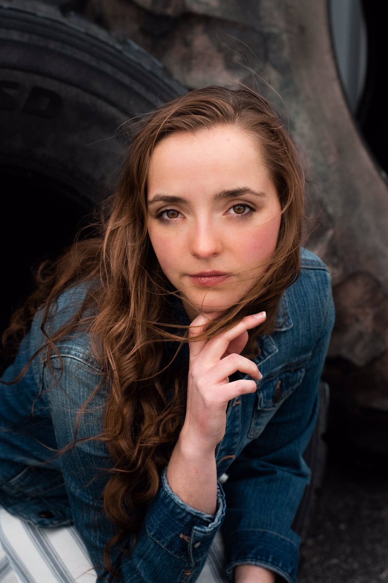 burtchphotos's tweet photo. Anna is beyond beautiful. https://t.co/PWTvCIt0aa