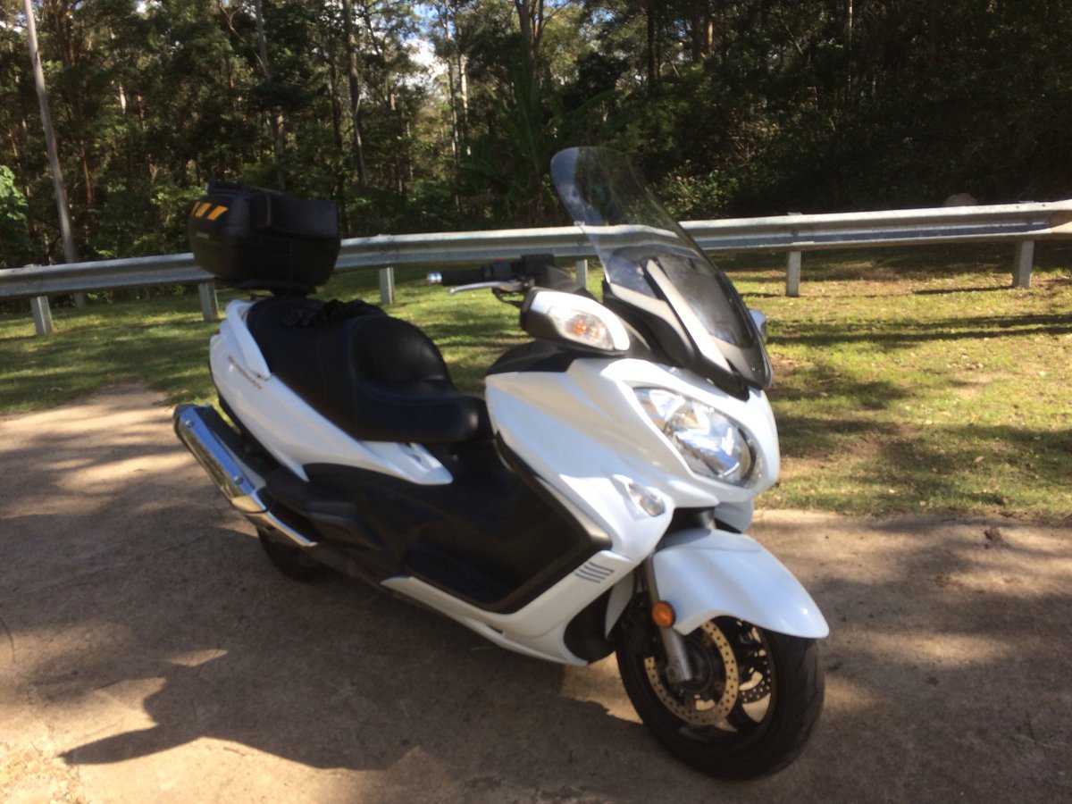 MickDaley1959's tweet photo. This acct logs my #Burgman650 adventures around the Gold Coast &amp; Northern New South Wales hinterland. Pls go to my Media TL to see the latest posts.
🐖&amp;🍍sangas🥪 feature as a highlight of my travels.
#Canungra
#Beechmont
#Springbrook
#Numinbah
#Murwillumbah
#Mooball
#Uki
#Kyogle https://t.co/iPmLv0cH95