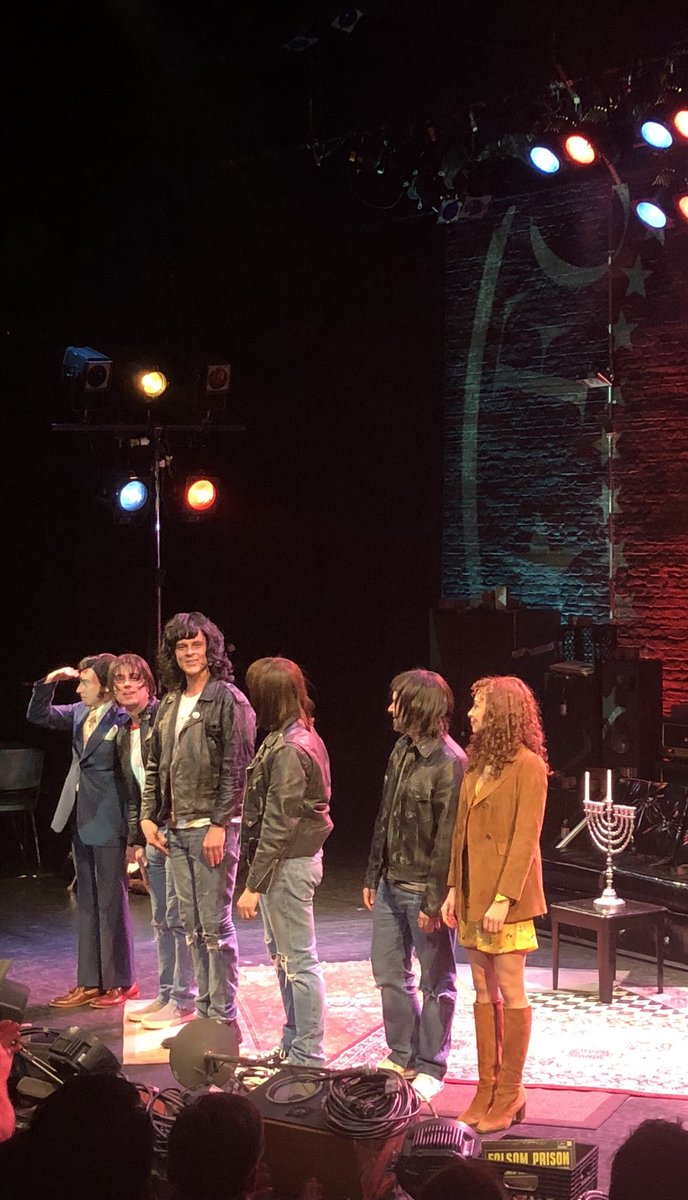 MoVernie's tweet photo. Bravo! Bravo! 

#Ramones #NotAFuckingMusical #FourChordsAndAGun https://t.co/ENK5DP2UaM