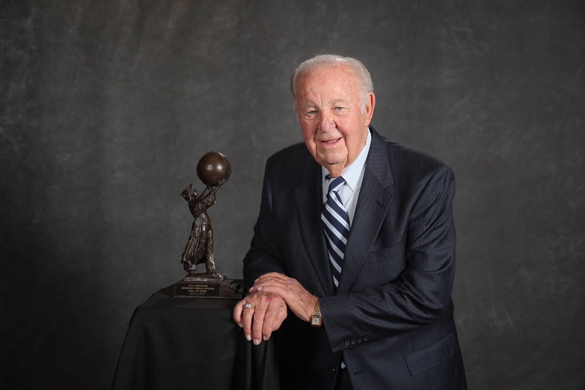 MissouriState's tweet photo. “I am humbled to be a recipient of this award. Thank you for selecting me for this very prestigious award.” - Bill Darr on being honored by the Missouri Public Affairs Hall of Fame for his work in agribusiness and support of @mostateag. 
#ShowMeCitizens https://t.co/L2FDMBj5or