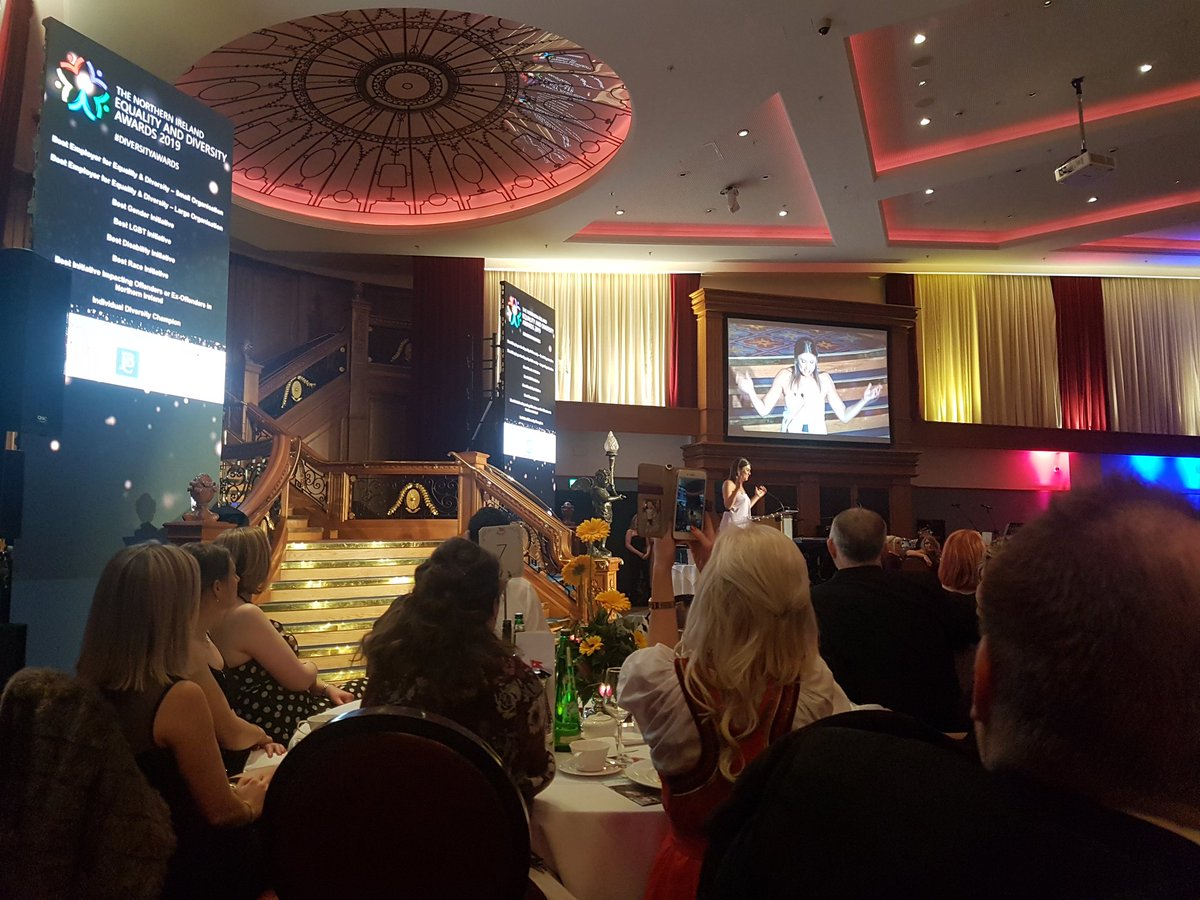 JayneGall2014's tweet photo. And the awards are starting!! #DiversityAwards  @legalisland https://t.co/Lp2hCX4nFP