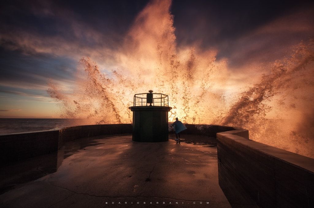 DashBurst's tweet photo. Fire via @FreakyDario #seacscape https://t.co/D9OeH34iu8 https://t.co/kmc6qdvU1C