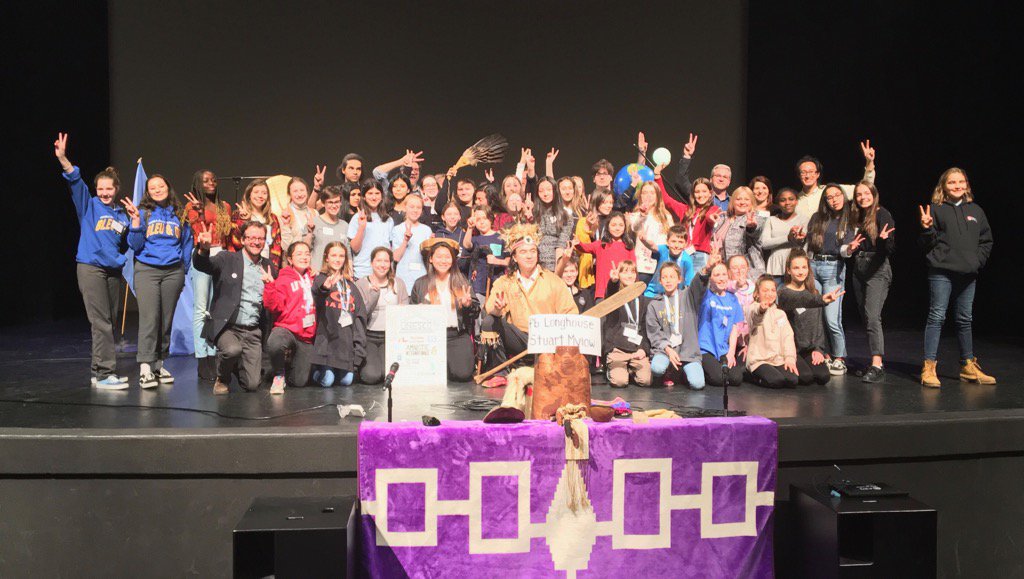 cperusse2's tweet photo. Superbes rencontres aujourd’hui avec une réfugiée syrienne installée au Liban, Jimmy Ung et avec Roméo Saganash et sa fille Maïté Paiement Saganash lors du Colloque du Réseau des écoles associées de l’UNESCO du Québec! @CCUNESCO @ASPnetUNESCO https://t.co/TtuJ6gPGbe