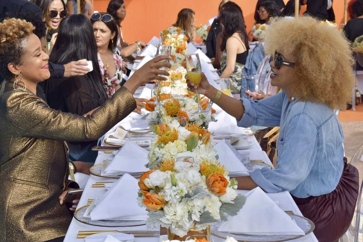 NowandZenProd's tweet photo. C H E E R S -- to good company, spectacular events, and #theweekend 🥂
#eventplanner #eventplanning #eventprod #eventproduction #eventlife https://t.co/E0X4raP2H7