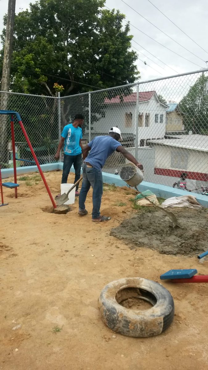 SDixonreg6's tweet photo. Parent work day at Mt. Concord Basic. They move the Play equipment six feet from the fence.  @ECCJA @yvette_wilso @Marviajohnb @sakibede https://t.co/9kJQwTl4Q2