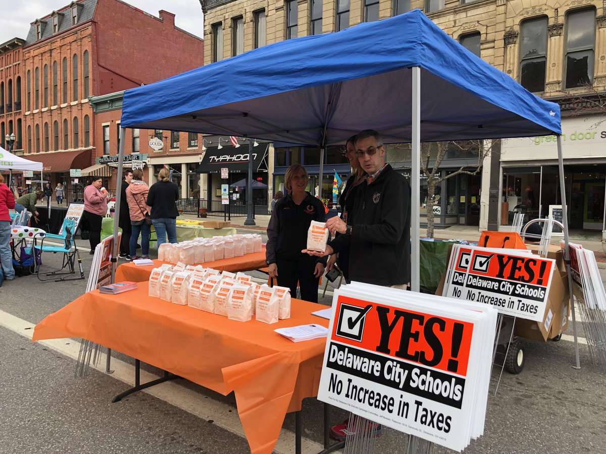 dcslevy's tweet photo. Visit us at First Friday for popcorn, information and be one of the first to get a yard sign! https://t.co/6mpoVX2S57