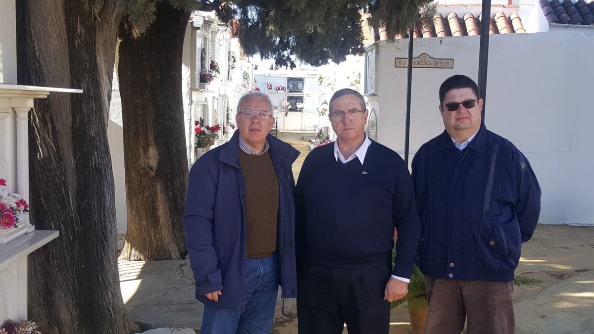 giespartinas's tweet photo. Compromiso de nuestra presentación: pavimentar Cementerio Municipal xa evitar inundación
#SoloNosImportaEspartinas https://t.co/QIdkcBzlZm