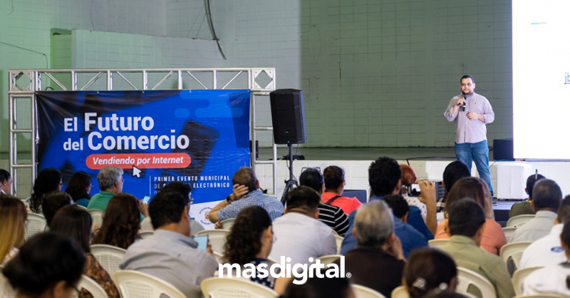 MASDIGITALme's tweet photo. Nuestro MASter Jesús Bermúdez de MAS Digital Honduras impartió una charla en marzo sobre “El Futuro del Comercio” organizado por la Municipalidad de San Pedro Sula. ¡Gracias a quienes formaron parte! https://t.co/xCq3WQP0fv