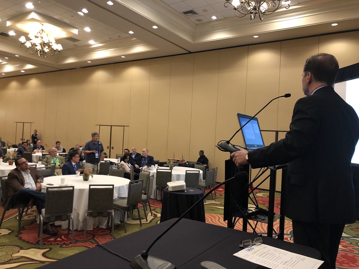 bretwiechmann's tweet photo. #LIVE at @OEISociety annual meeting. Joel Rainwater MD discussing Early Ambulation with Vessel Closure - Lab Efficiency &amp; Patient Comfort.  #starclose @abbottvascular @belzerj #packedhouse https://t.co/iJvoQEiofx
