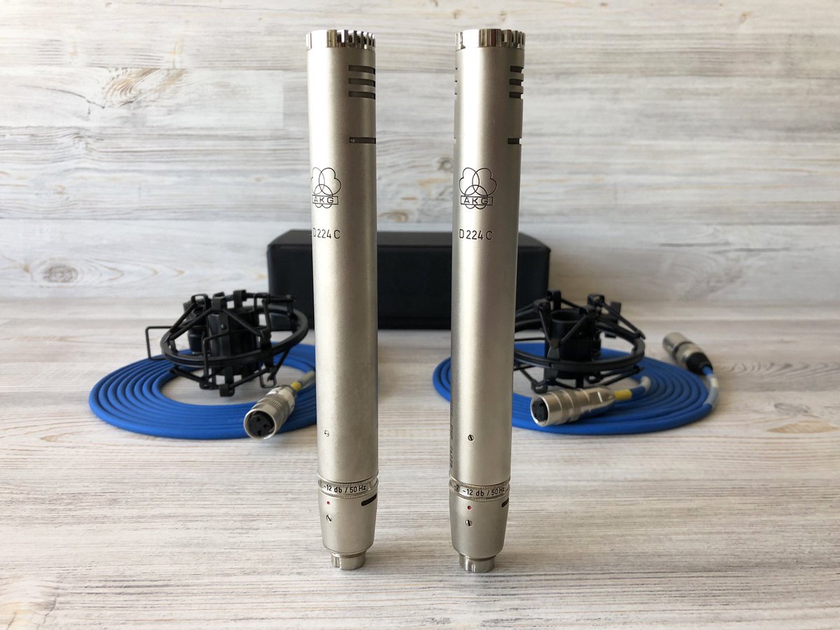 SovietEffects's tweet photo. MATCHED PAIR OF AKG D224C DYNAMIC MICS🎙🎙MADE IN AUSTRIA 🇦🇹 IN 1969 ‼️ https://t.co/npUB13h5gY