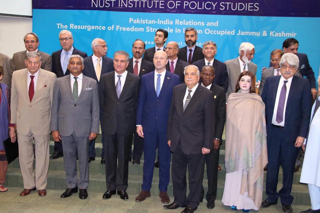 MushaalMullick's tweet photo. #Kashmir Crisis and the way forward on the launch of National Institute of Policy Studies at Nust. Pakistans Foriegn Minister Shah Mehmood Qureshi, Ambassador Riaz Khokhar,Dr Ishfaq Hussain Dean NUST, General Naveed Rector NUST also addressed the inaugural event. https://t.co/zJGn8U4EtO