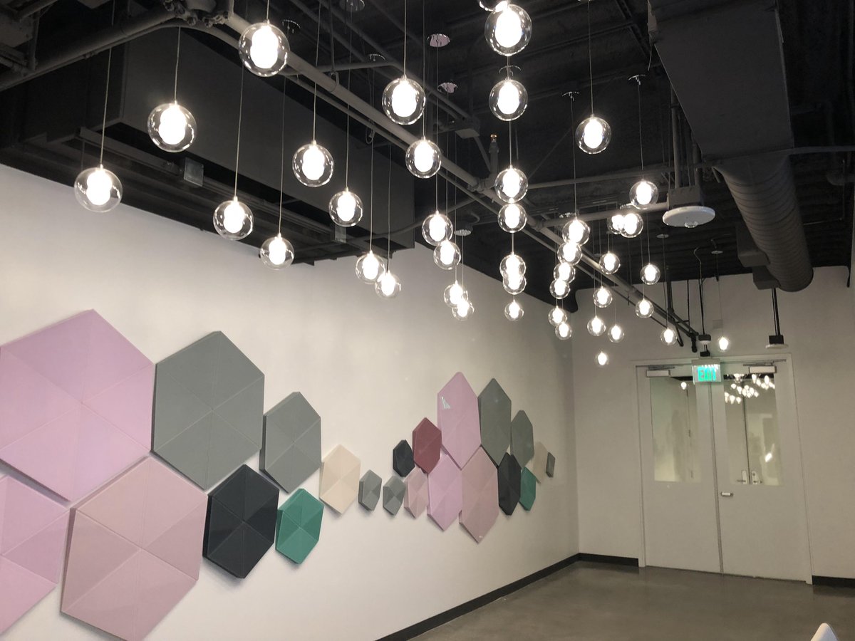 AlfaTech_atce's tweet photo. Take a peek at beautiful new workspace for @OKTA / Silicon Valley with @iaarchitects -- proud to provide mechanical, electrical and technology design services
#AlfaTechELEC #AlfaTechMECH #ForwardThinkingDesign #workplace #clientfocus #AlfaTexpertise #interiors https://t.co/ZYtwONPYm8