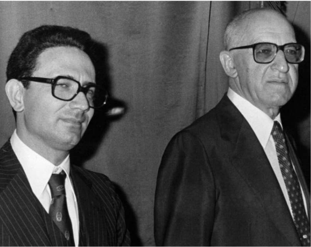 Errorigiudiziar's tweet photo. #5aprile 40 anni fa veniva scarcerato Mario #Sarcinelli, vicedir. gen. @bancaditalia. Fece 12 giorni #ingiustadetenzione. L'inchiesta travolse anche il Governatore Paolo #Baffi, nel più grave scandalo politico-finanziario del Dopoguerra. Due anni dopo furono scagionati entrambi. https://t.co/dufeA4H19D