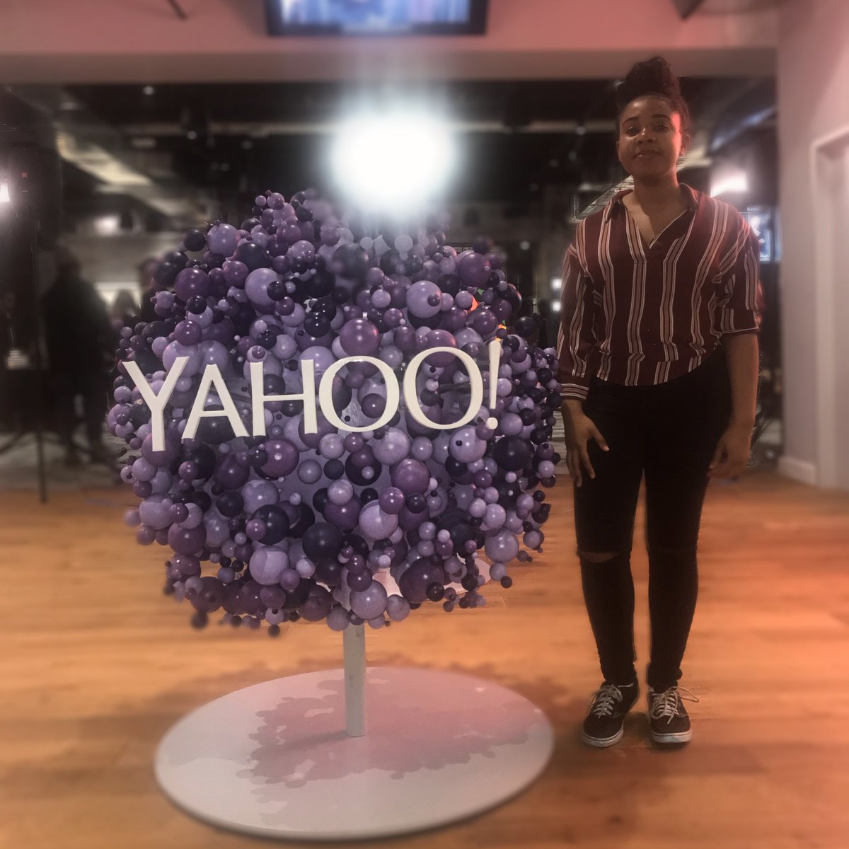 JericaDeck's tweet image. Just a casual Thursday night with @verizon media.💕 #NetworkandChill