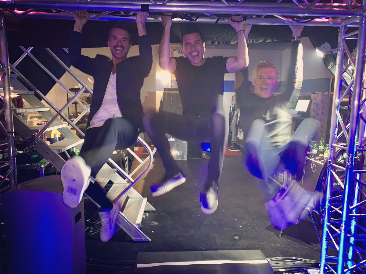 Volle Power in Bremen heute Abend! #WirWerdenImmerStärker 😎