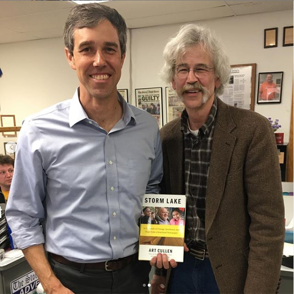 VikingBooks's tweet image. "Their unwavering commitment to elevating the community, to telling its story, to ensuring no one is left out or left behind makes me proud," @BetoORourke sat down with STORM LAKE author @cullen_art at the #StormLakeTimes.