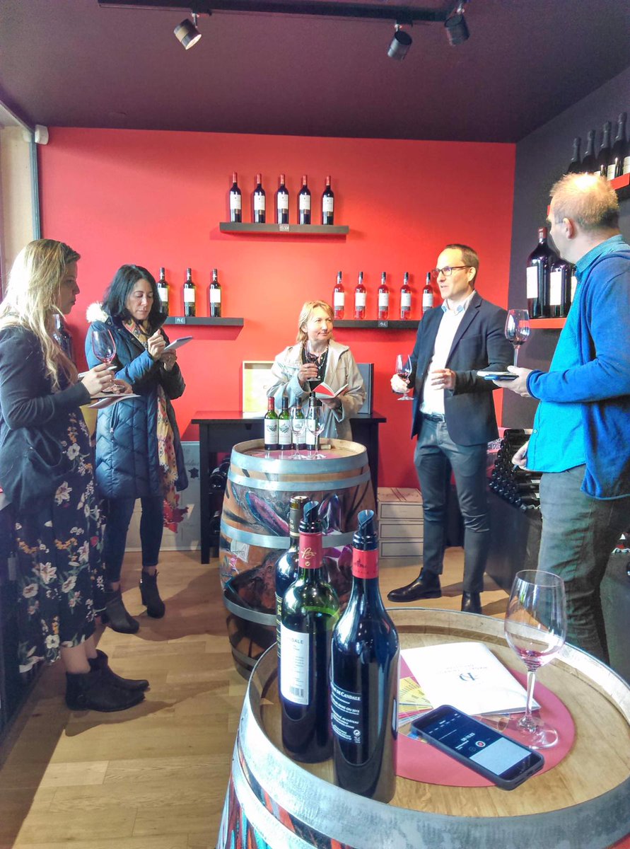 MillesimaENG's tweet photo. #MillesimaBA18 #MillesimaBA17 #MillesimaBa16 
While our 2019 winners tasted 2018 Bordeaux En Primeur, we invited back our blog award alumni from 2018, 2017 and 2016. Welcome back @Winesirens, @lisadenning, @VinopediaSerbia, @TheFermtdFruit, @80harvests and Németh Ágnes! (2/2) https://t.co/66lkAnTeTt