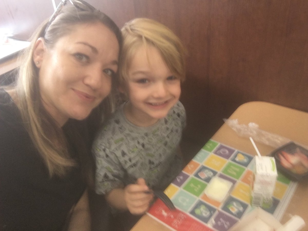 SFlackRealtor's tweet image. My two Utah sweethearts♥️❤️