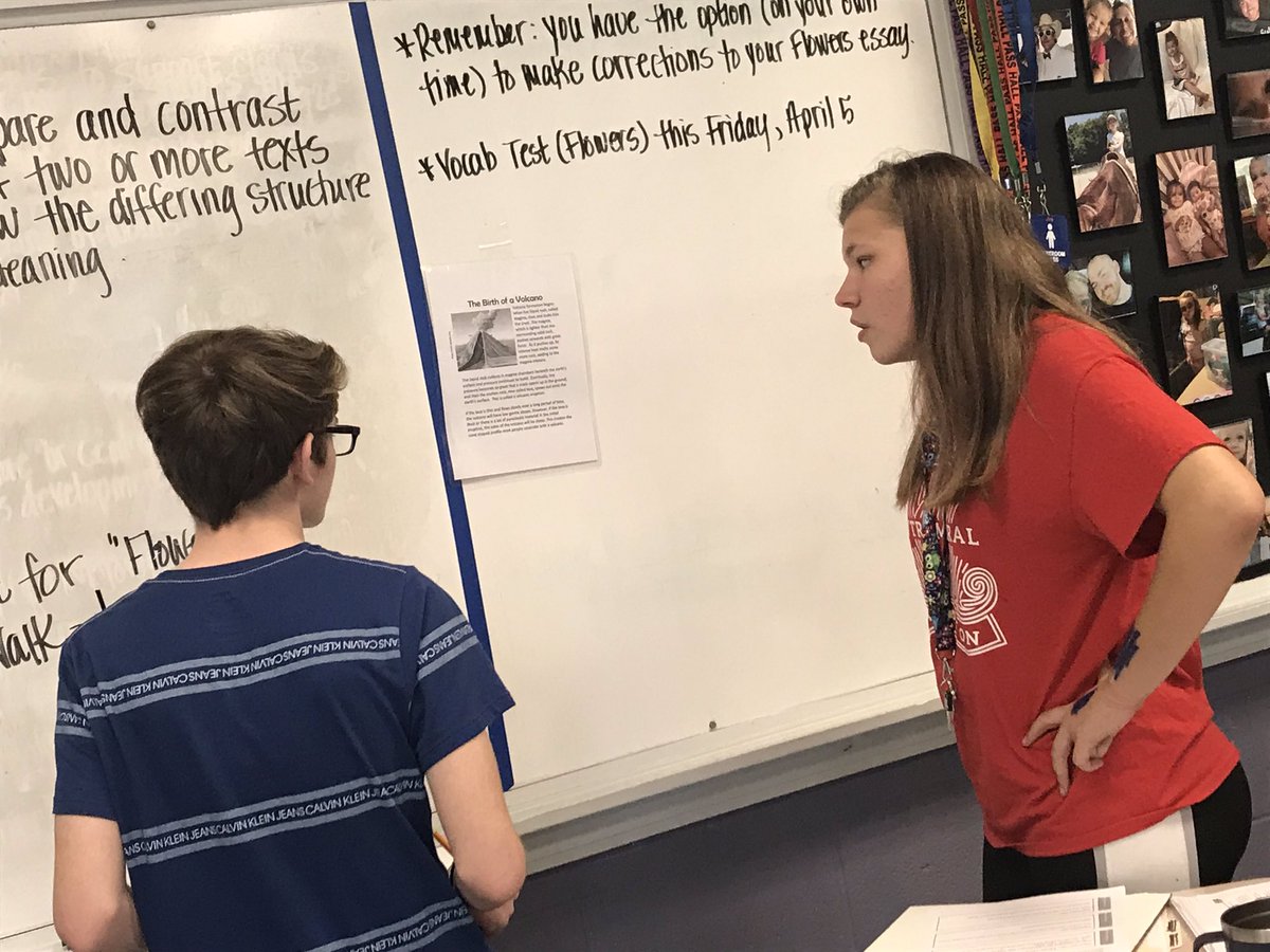 The debate over the organizational structure of this text is getting real. #handsonhips #ELA #room3 #allthesass <a href="/lms_tigers/">LMS Tigers</a> <a href="/DanaCordova84/">Dana Cordova</a>