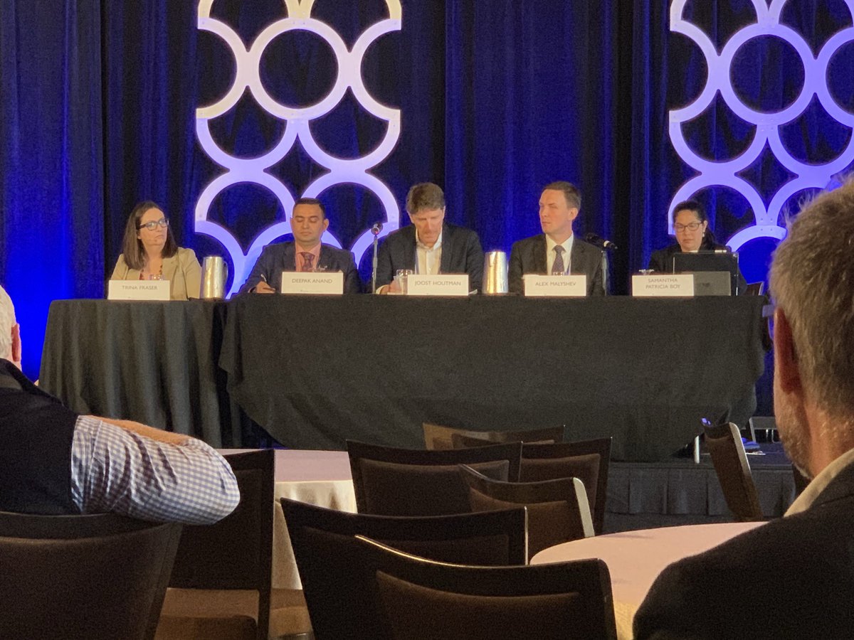 MeritasLawFirms's tweet photo. Global Cannabis Opportunities #meritasam2019 https://t.co/xad3I49LUZ