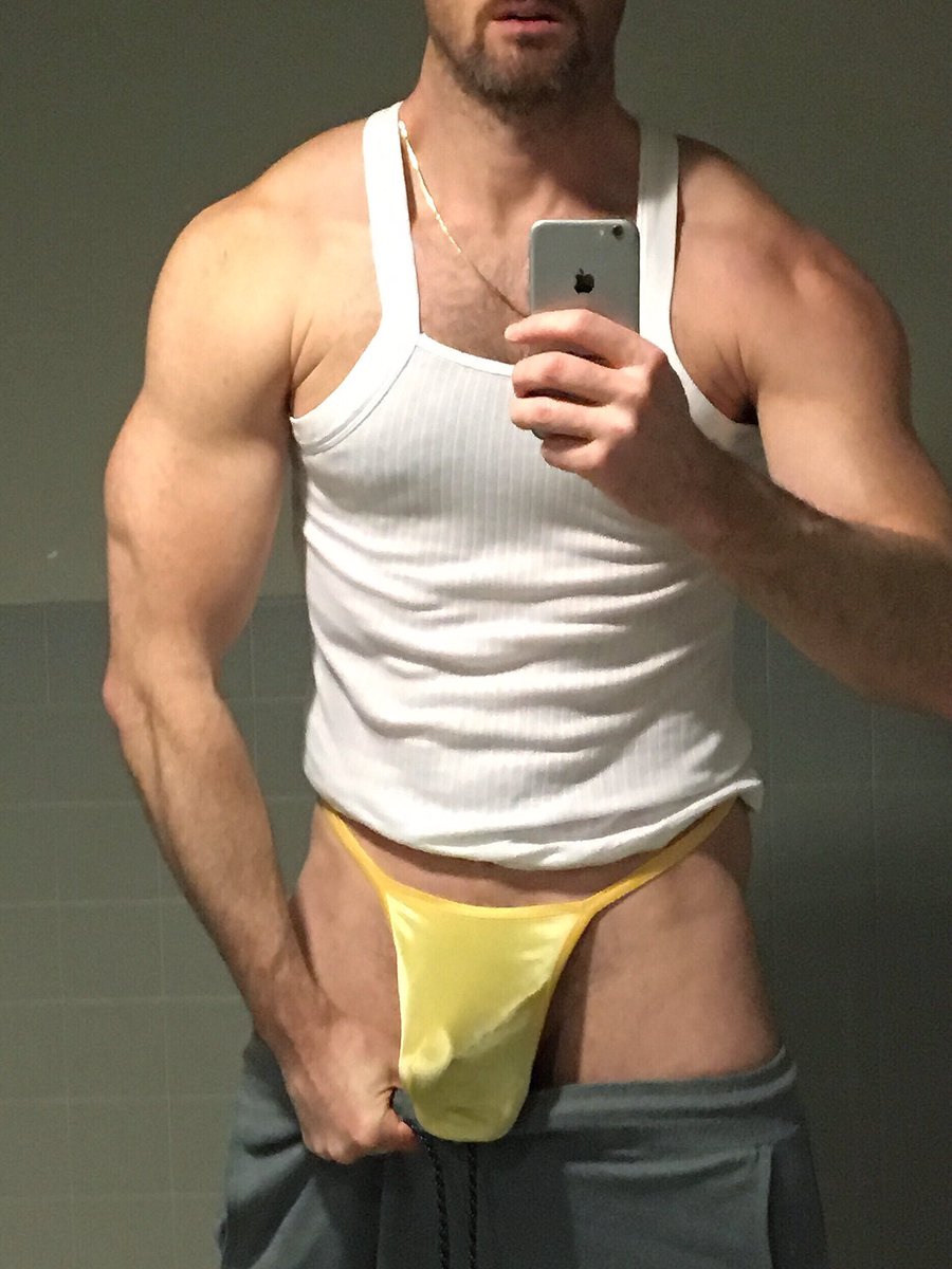 thongjock's tweet photo. Your package has arrived..
#specialdelivery #auspiciouspackage #maleman #malethong #thongbro #thongfetish #thonger #MuscleHunk #MuscleMan #friyay #FridayMotivation #swole #FridayThots #thotful #magicmike #malestripper #gaybro #bromeo #bromance #mancrush #heteroflexible #sogay https://t.co/yTqKSt2yQ0