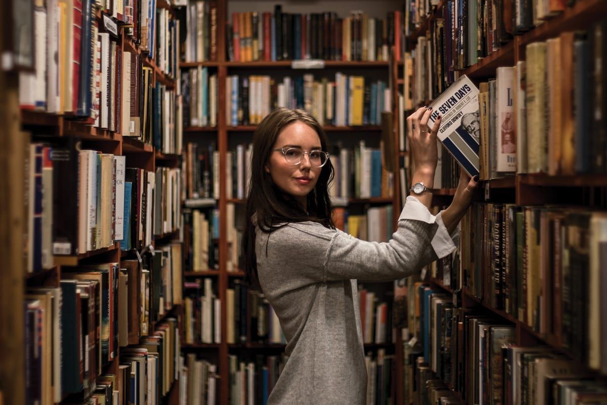 authorshipme's tweet photo. #AmWriting>> #local #wrtitingadvice [Milwaukee Mag] Writing Advice from Local Authors https://t.co/hEj87Lr9Cv https://t.co/y8Lbh0UUhb