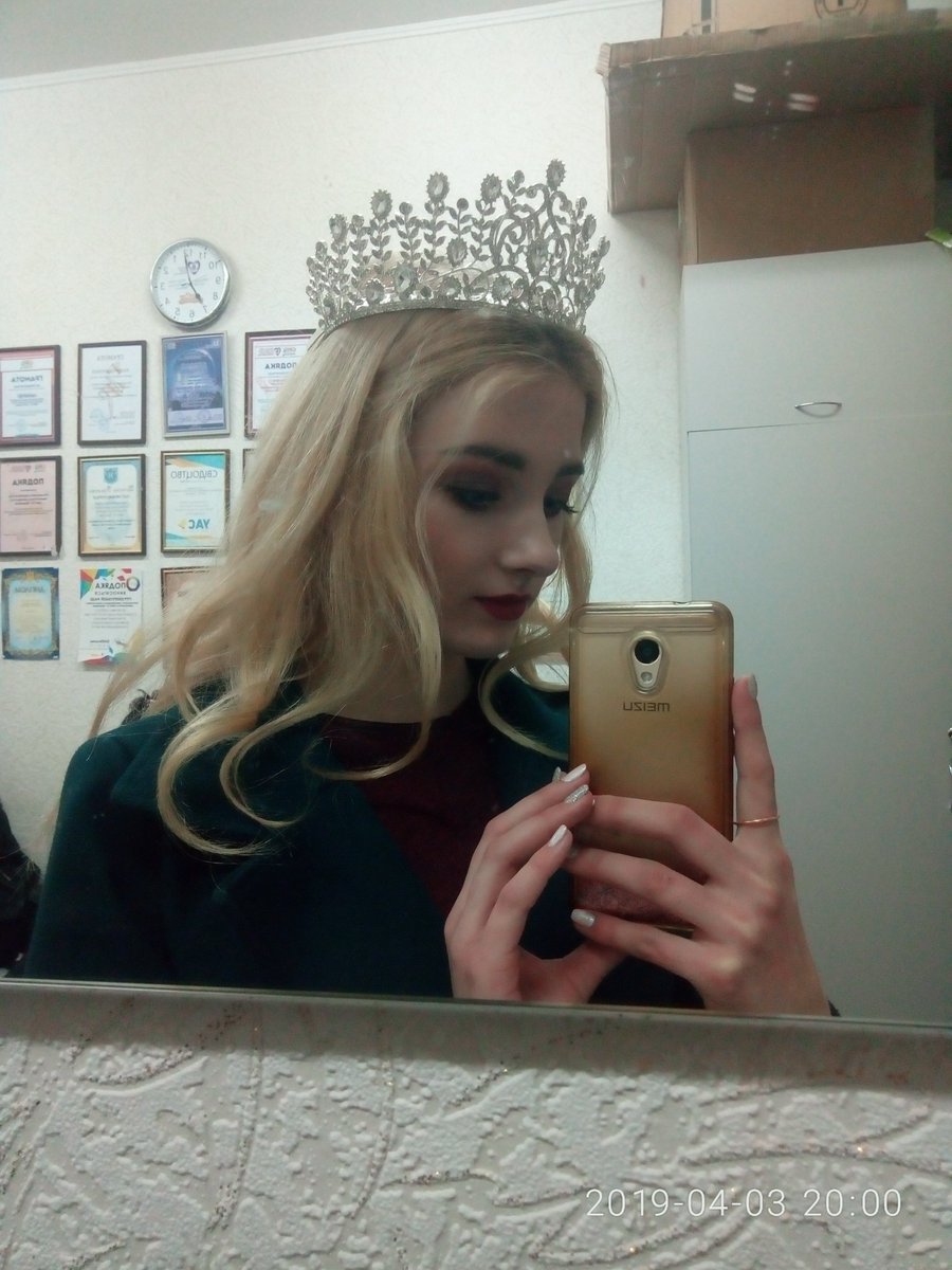 chjulia_cc's tweet photo. Не зовсім Міс 
Але щось таке є https://t.co/Q3UUzoi4Y1