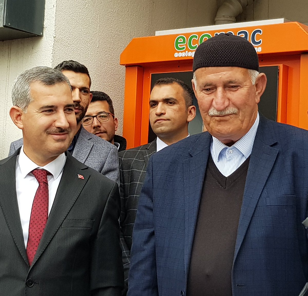 mehmetcinar44's tweet photo. Annem ve Babamın hayır dualarını almayı nasip eden Allah'a hamd olsun.
#Yeşilyurt https://t.co/133BXklBof