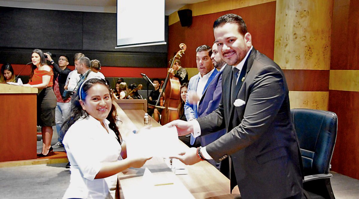 Llevamos a cabo la entrega Certificaciones por Competencias Laborales desde Guayaquil a cientos de ciudadanos. ¡Fortalecemos e impulsamos las capacidades de los ecuatorianos! #SecapTeCertifica